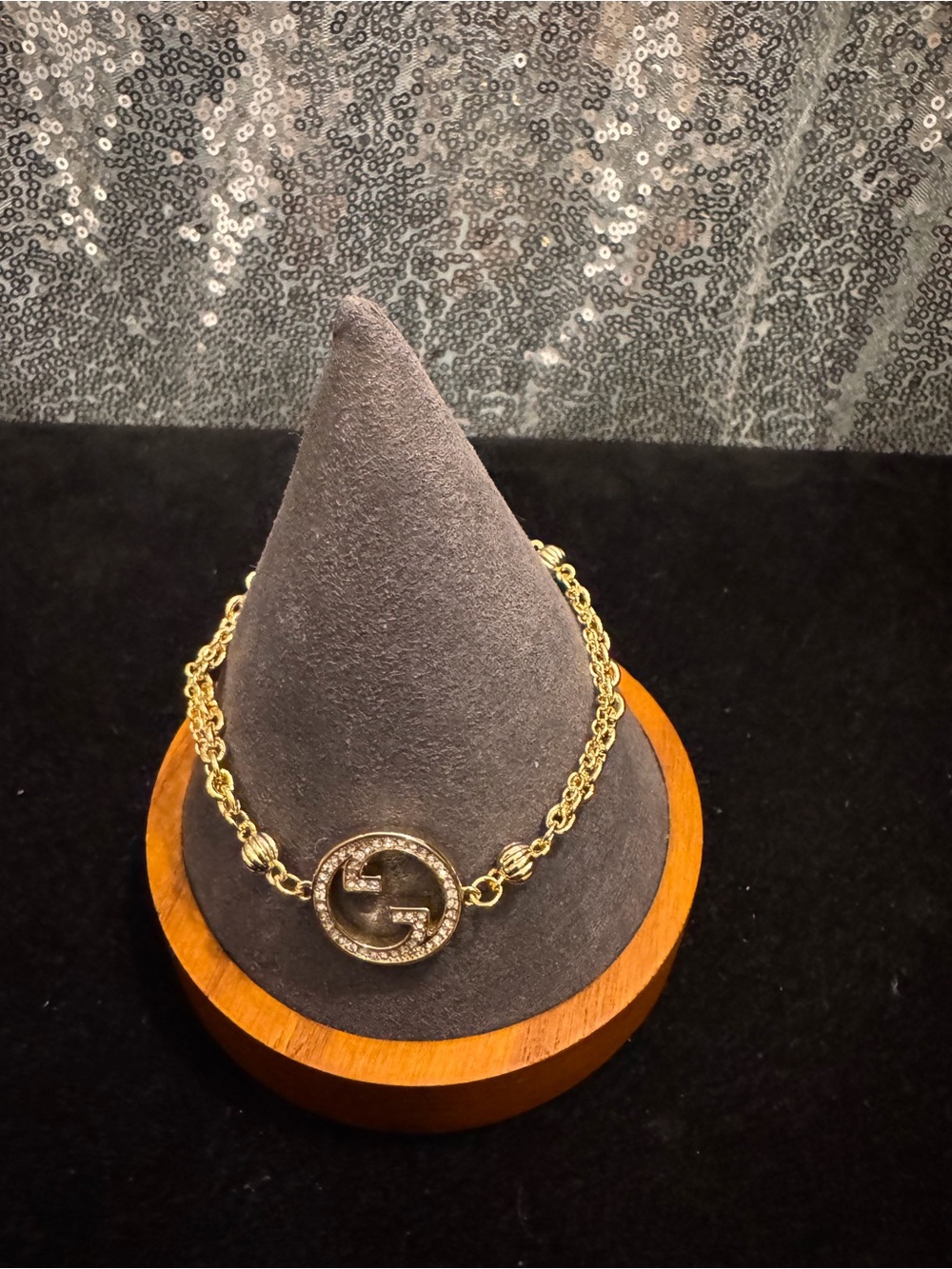 Gucci Marmont Gold Tone Circle Logo Chain Bracelet in Gold